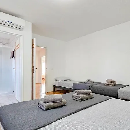Apartman Flego 5 *