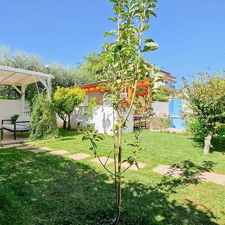 Apartman Flego 5 *